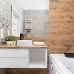 Daire Luxurious Rakowicka By Renters Prestige Krakow