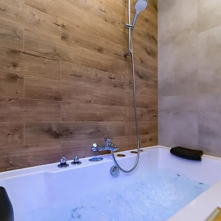 Luxurious Rakowicka By Renters Prestige *