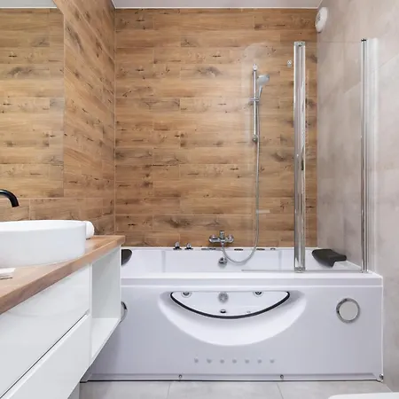 Luxurious Rakowicka By Renters Prestige