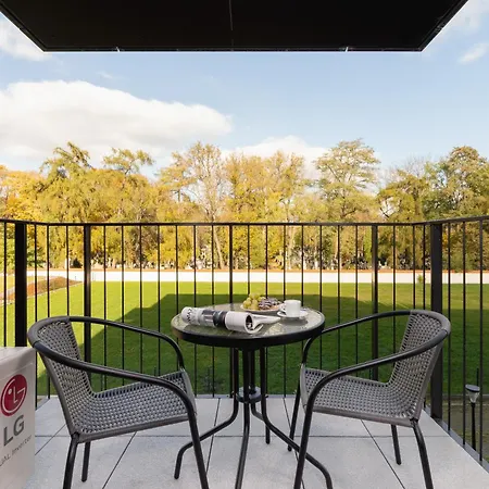 Luxurious Rakowicka By Renters Prestige