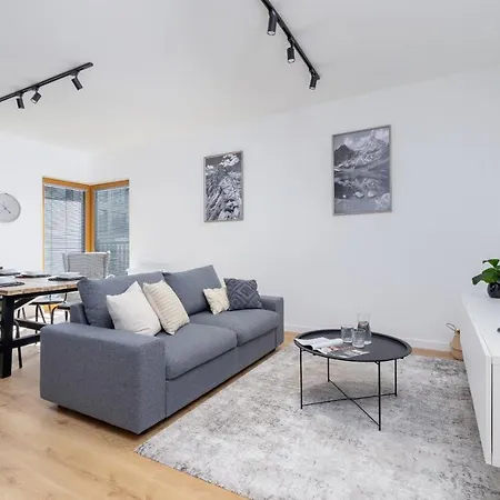 Luxurious Rakowicka By Renters Prestige Apartmán